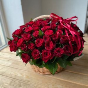 Romantic Rose Basket ( penuh mawar untuk hadiah romantis.)