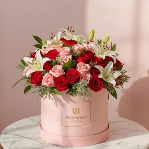 Bliss Bloom Box  (kombinasi bunga warna-warni penuh kebahagiaan)